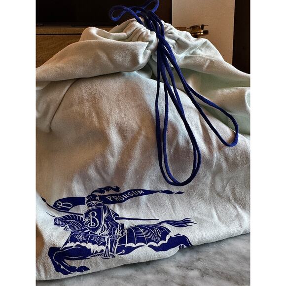 Burberry NWT Blue/Black Shearling Embellished Suede Creeper Boot - Picture 10 of 10